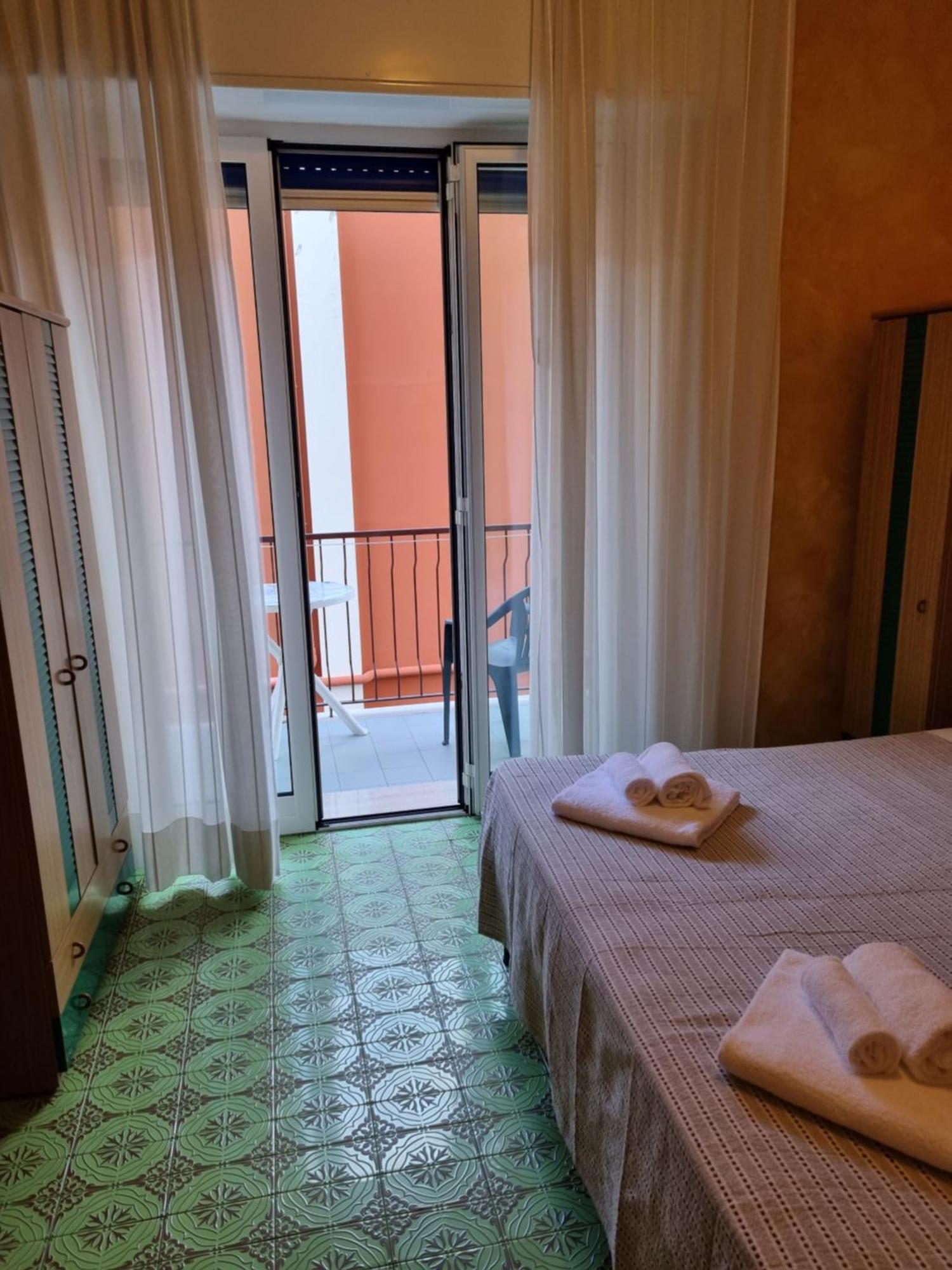 Albergo Stella Di Mare Lavagna Exterior photo